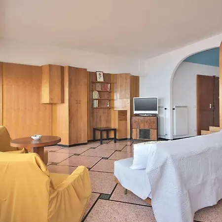 Dolce Acqua Flexyrent Terrace & Parking - No Ac Апартаменты *