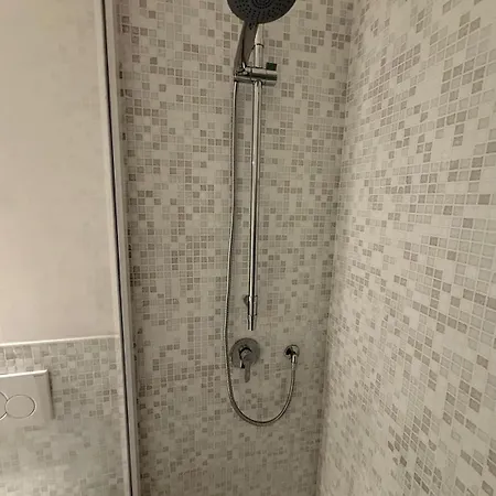 Dolce Acqua Flexyrent Terrace & Parking - No Ac