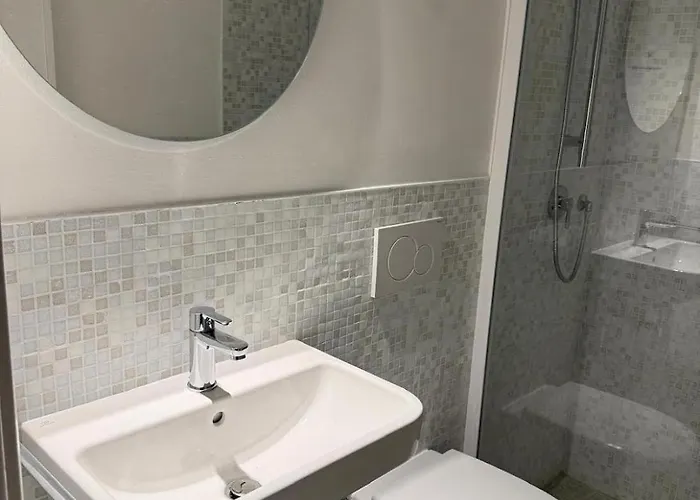 Dolce Acqua Flexyrent Terrace & Parking - No Ac *